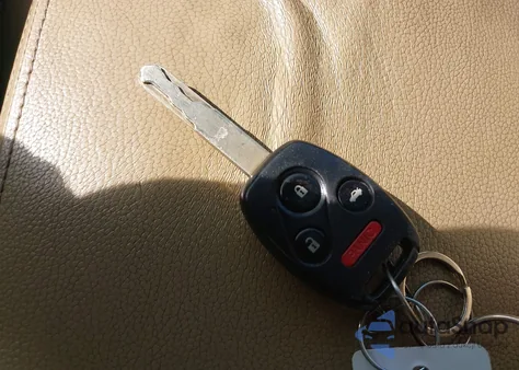 2012 Honda Accord 3.5 Ex-L from USA, damaged, VIN 1HGCP3F82CA027482